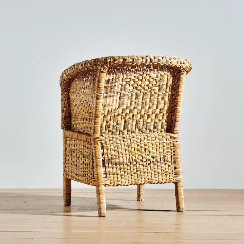 Circle Back Chair