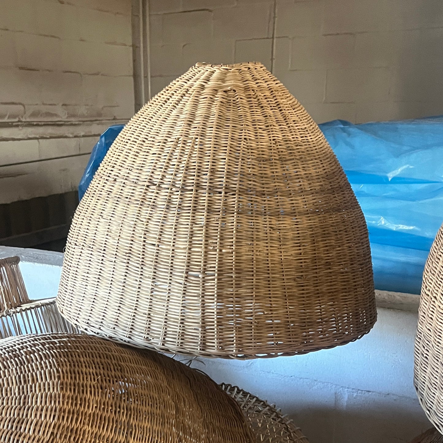 Cone pendant (Closed weave)