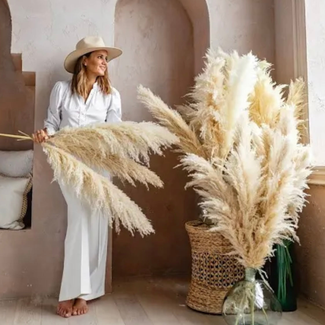 Pampas grass decor