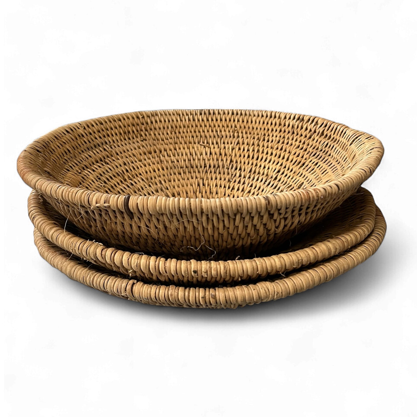 the Buhera Dish elevates any space with its natural charm and functionality. Whether used as a decorative accent or for storage, it adds an organic touch to your home. Perfect for everyday items and throws, displaying on a wall, or holding fruits and vegetables, the Buhera Dish is a stunning addition to your home.