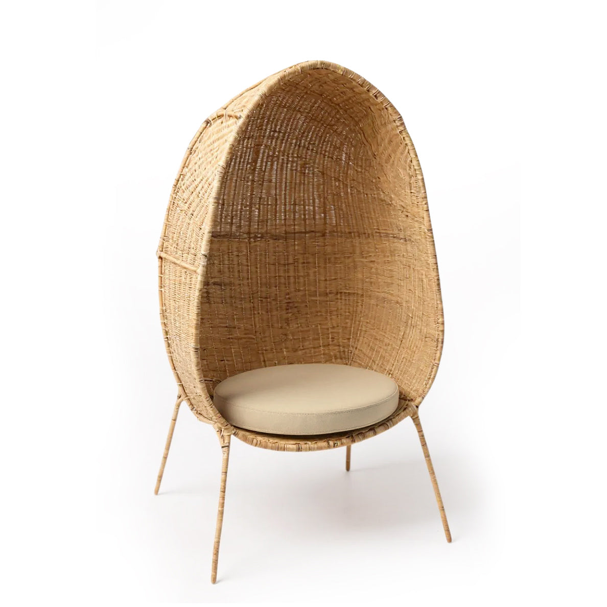 Standing EGG Chair