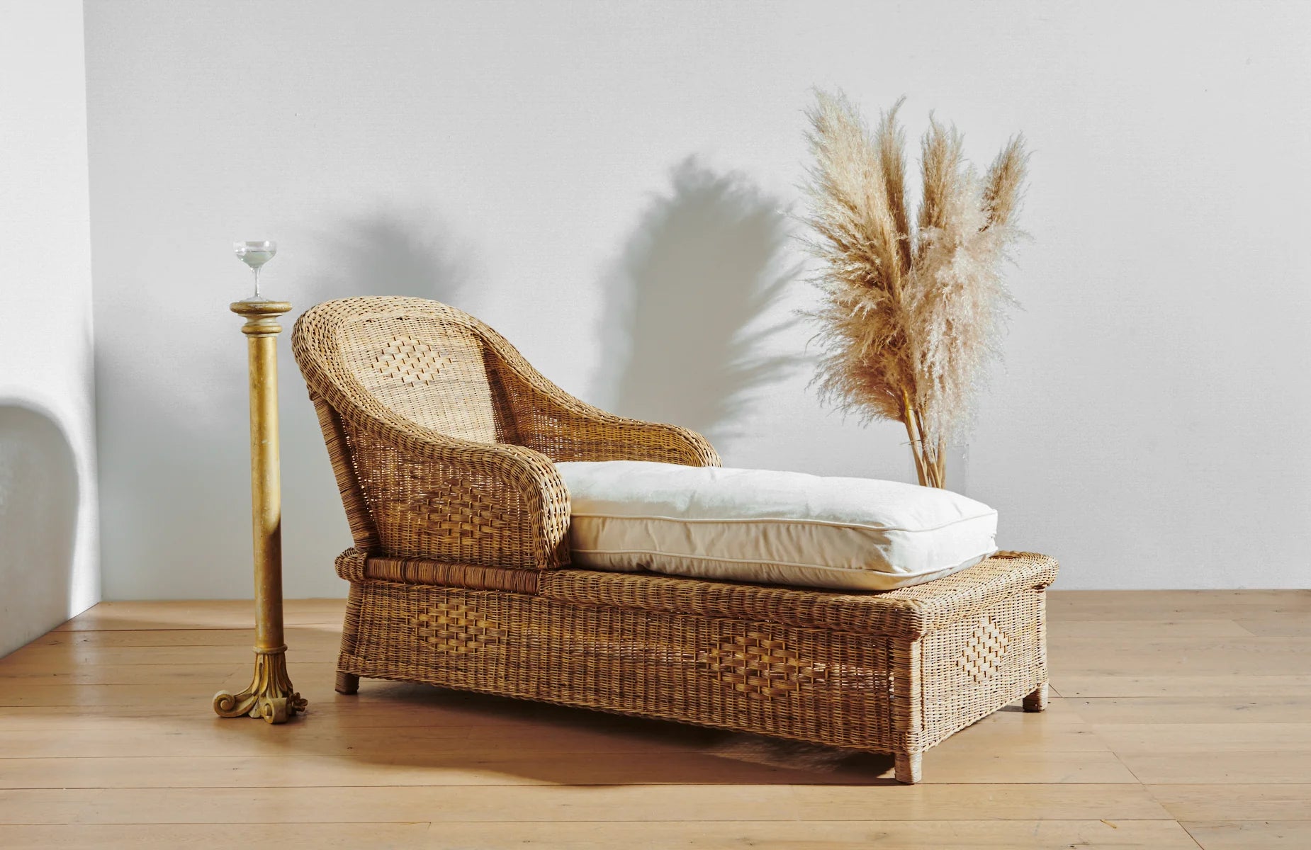 Malawi Classic Lounger with cushion outdoor patio sun bed recliner cane 