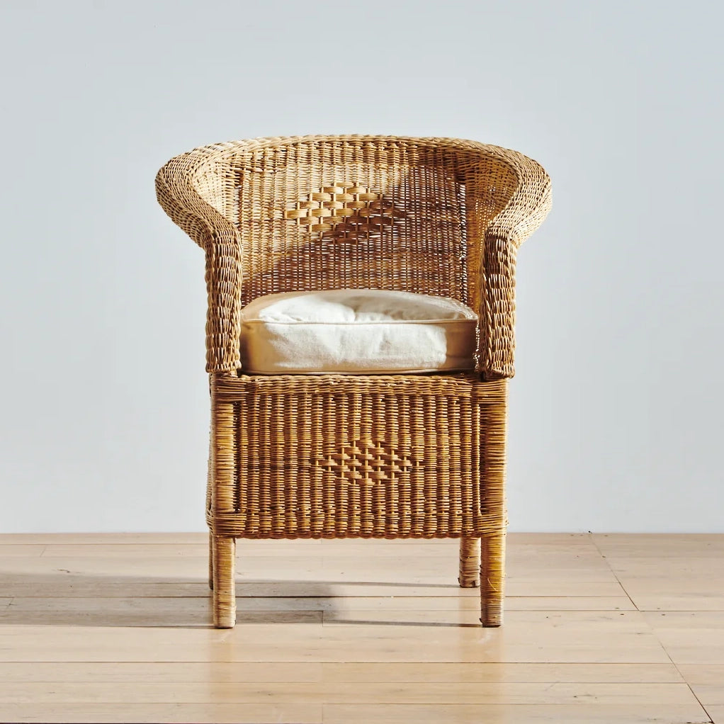Circle Back Chair