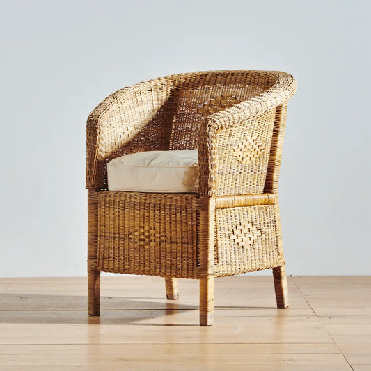 Circle Back Chair