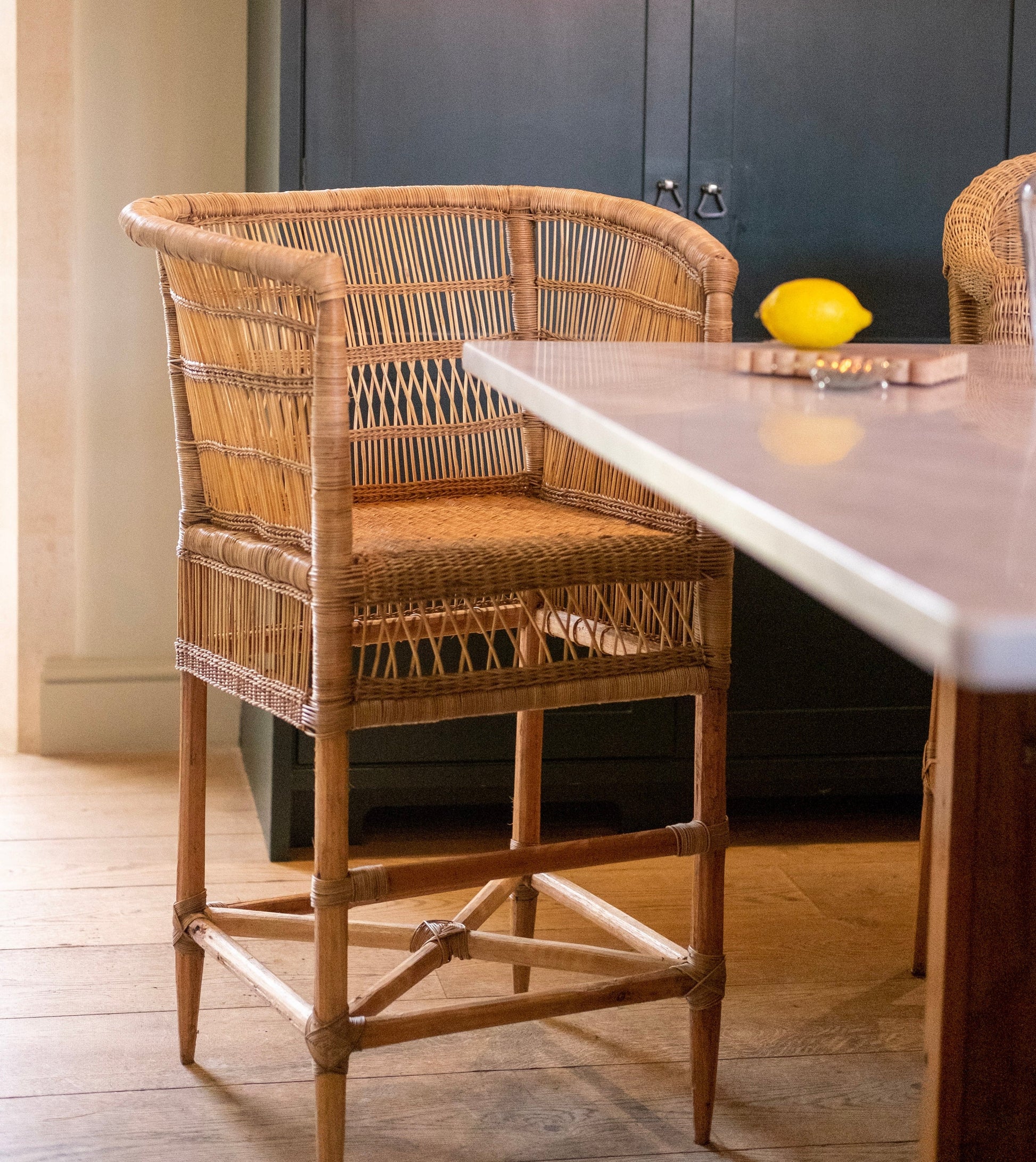 Traditional Bar Stool Chair malawi woven rattan counter