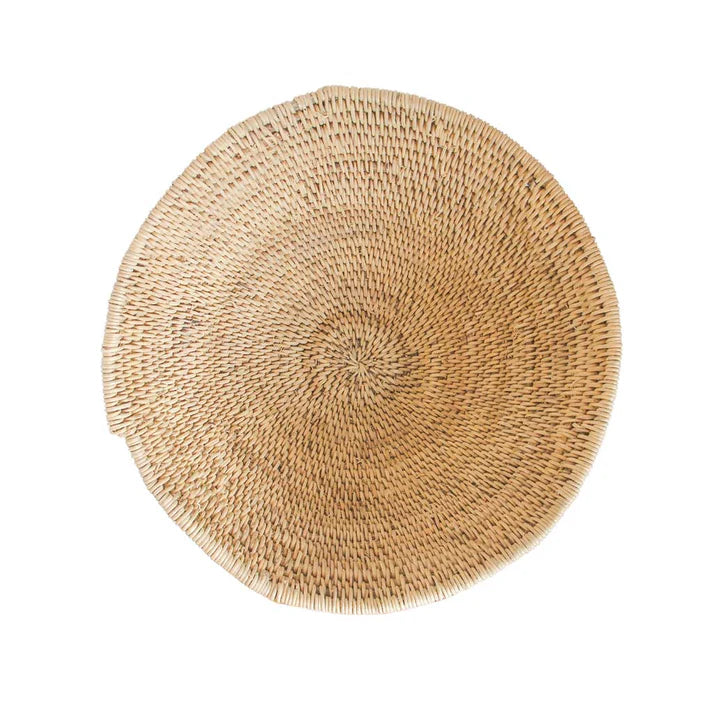 the Buhera Dish elevates any space with its natural charm and functionality. Whether used as a decorative accent or for storage, it adds an organic touch to your home. Perfect for everyday items and throws, displaying on a wall, or holding fruits and vegetables, the Buhera Dish is a stunning addition to your home.