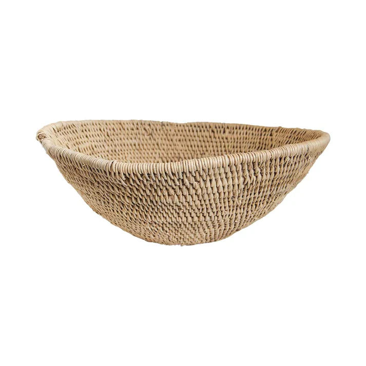 the Buhera Dish elevates any space with its natural charm and functionality. Whether used as a decorative accent or for storage, it adds an organic touch to your home. Perfect for everyday items and throws, displaying on a wall, or holding fruits and vegetables, the Buhera Dish is a stunning addition to your home.