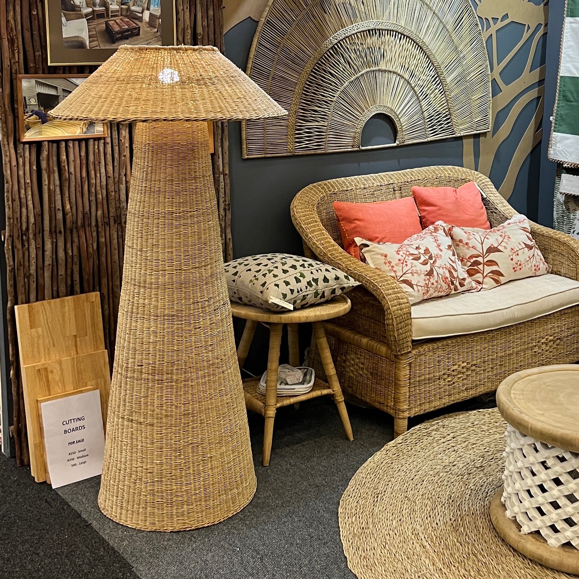 Malawi Mushroom Lamp floor standing with bulb