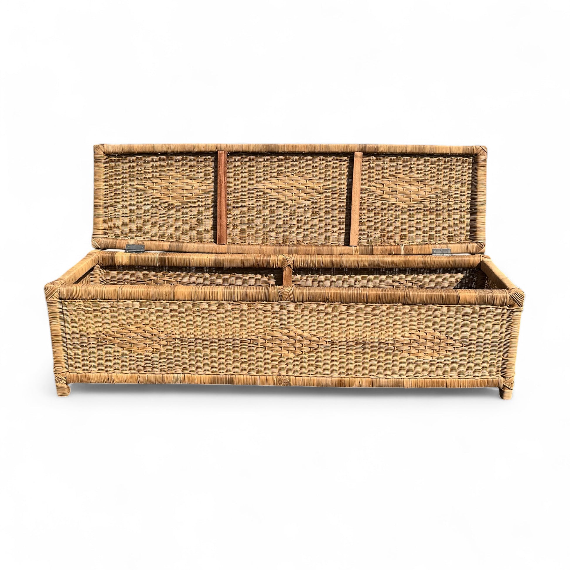 Malawi Furniture - Kist - Open - Front View