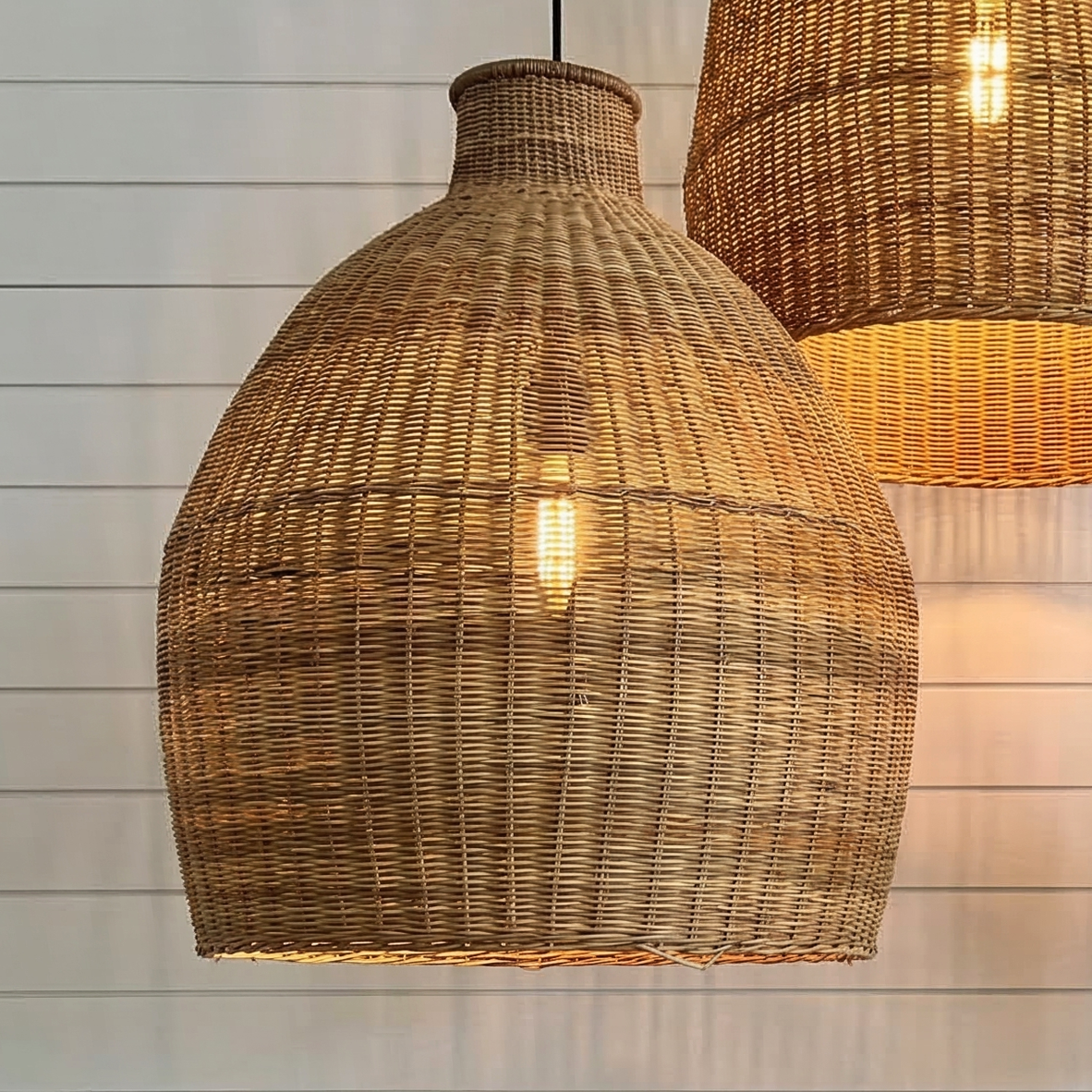 Tulip Pendant Lampshade (Closed Weave)